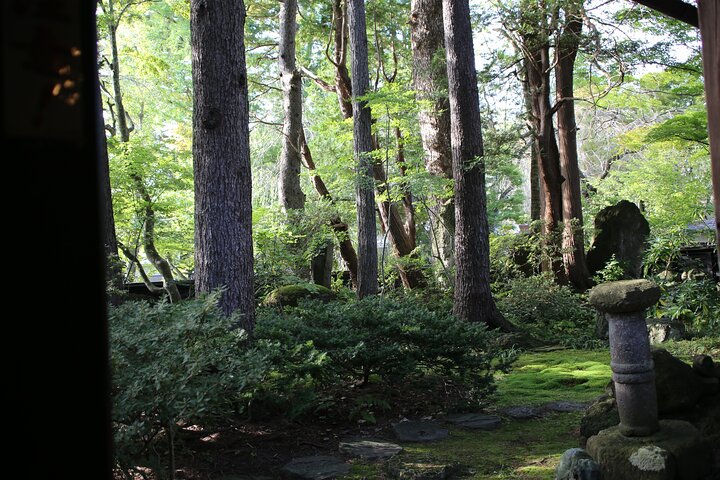 Full Day Tour to Akita, Samurai Town and Lake Tazawa with Guide