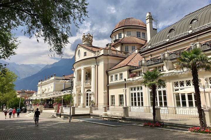 Explore Baden-Baden: Kurhaus, Casino & Historic Landmarks