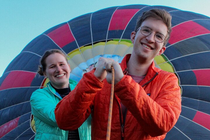 Balloon flight + pick up in CDMX + Breakfast in Cave + Pyramids