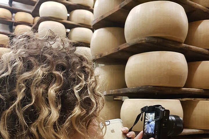 Secrets of Parmigiano Reggiano and Balsamic Vinegar