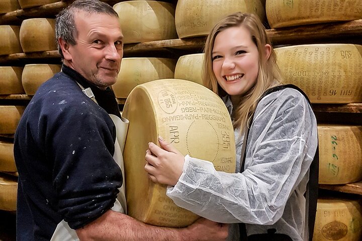 Secrets of Parmigiano Reggiano and Balsamic Vinegar