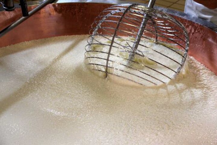 Secrets of Parmigiano Reggiano and Balsamic Vinegar