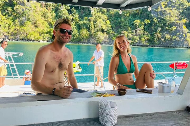 Coron Luxury Trimaran: The Premier Island Tour