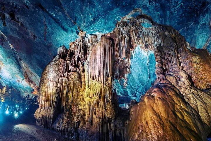 Phong Nha - Paradise Cave or Dark Cave - 1 Day All Inclusive