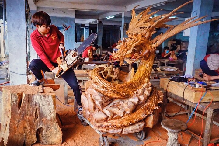 Hoi An Wood Carving: Create Your Art Wood with Master Artisan