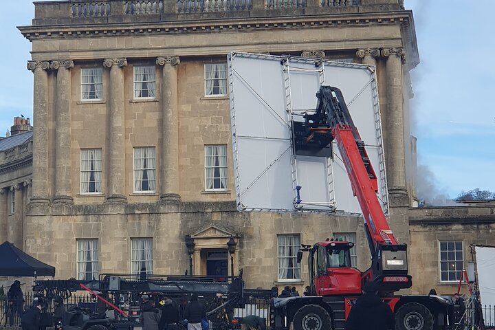 Bridgerton Walking Tour of Filming Locations & Storylines - Bath