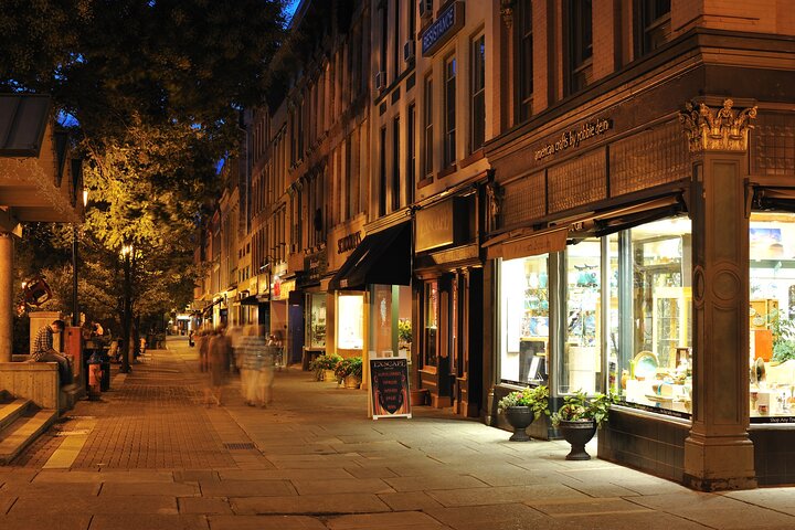 Private Family Walking Tour in Ithaca Cultural Heritage
