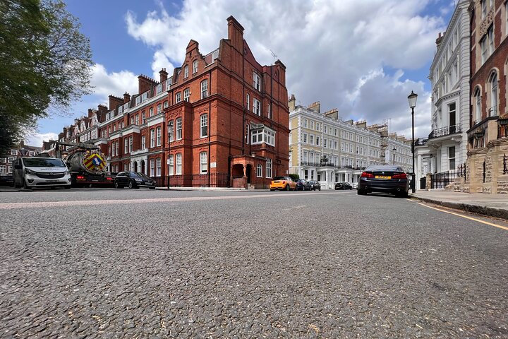 Gatwick Airport to/from London - Private with Meet & Greet