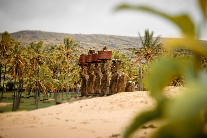 Complete Easter Island in 2 Days: Private Tour with Native Guide