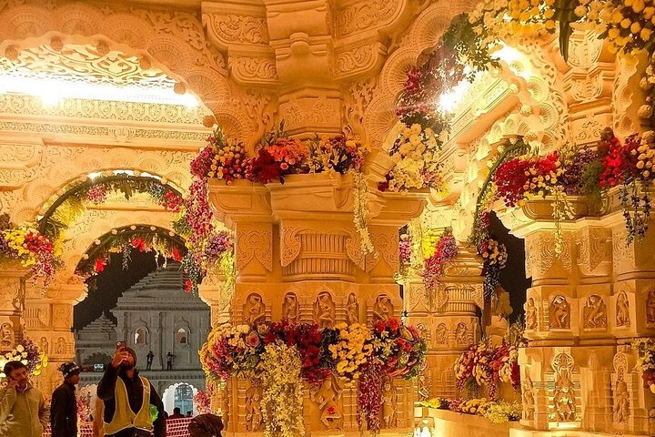 Ayodhya tour in one day - Private & Guided tour