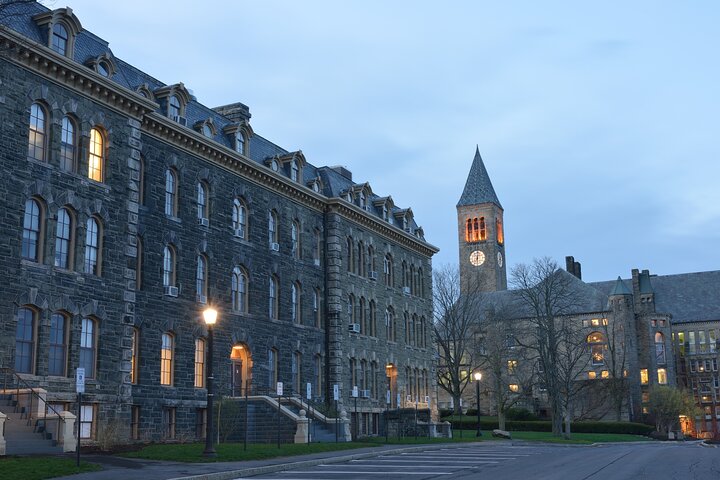 Private Romantic Walking Tour in Ithaca’s Historic Streets