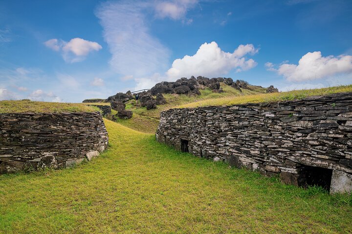 Complete Easter Island in 2 Days: Private Tour with Native Guide