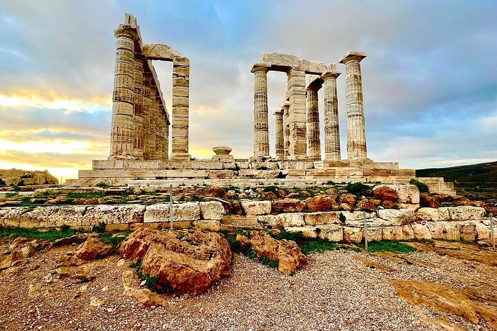 Athens By Night Private 3 Hour City Lights & Views Luxury Tour