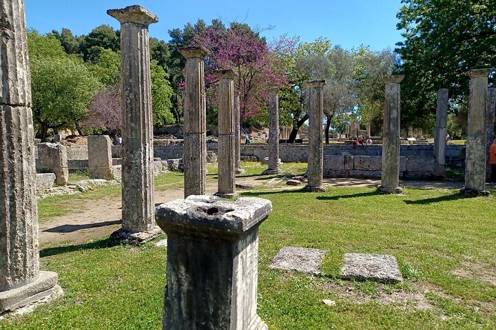 Ancient Olympia & Ancient Corinth Private LuxuryTour from Athens