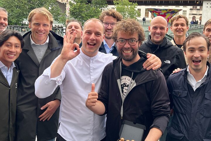 Ghent: Famous Belgian Chocolate Walking Tour with Tastings