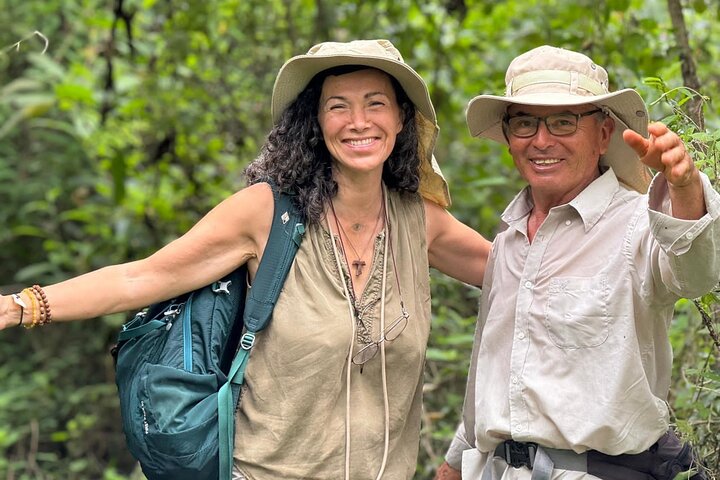 Giant Tortoises Tour, Lava Tunnels & Stop at Los Gemelos Craters”