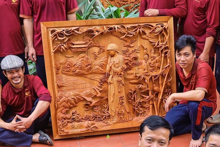 Hoi An Experience 3 Hours Wood Carving Class with Local Artist