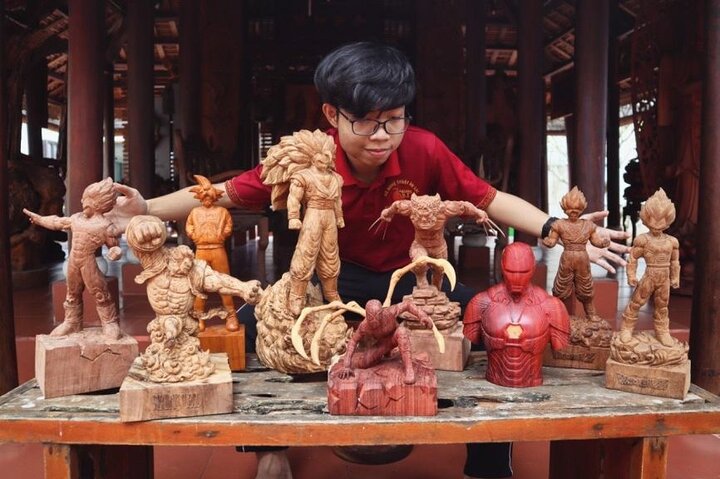 Hoi An Experience 3 Hours Wood Carving Class with Local Artist