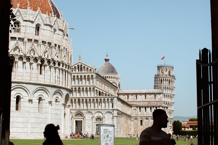 From La Spezia to Pisa with optional Leaning Tower Ticket