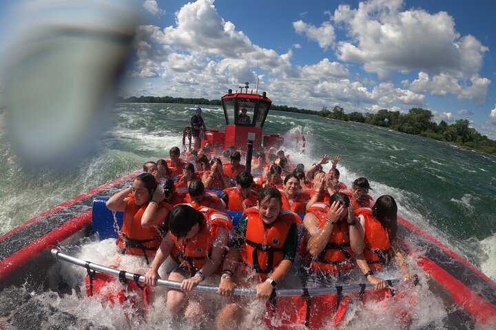 Jet Boating Montreal's Lachine Rapids