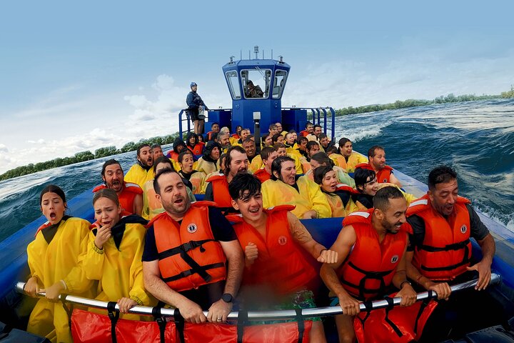 Jet Boating Montreal's Lachine Rapids