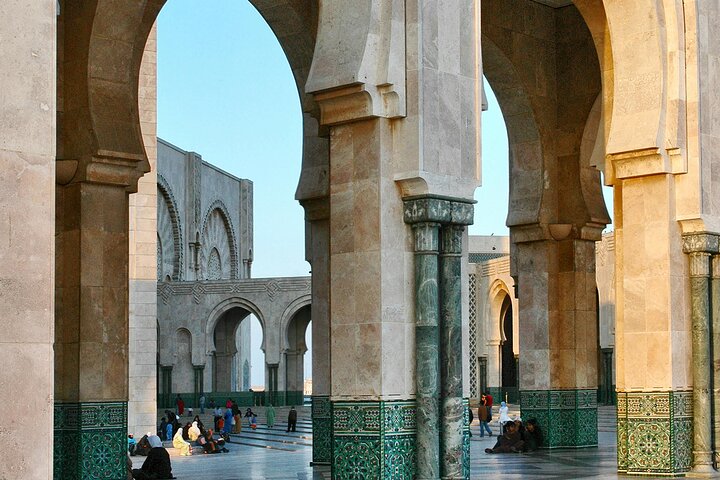 Casablanca Layover Tour with Round-Trip Airport Transfer