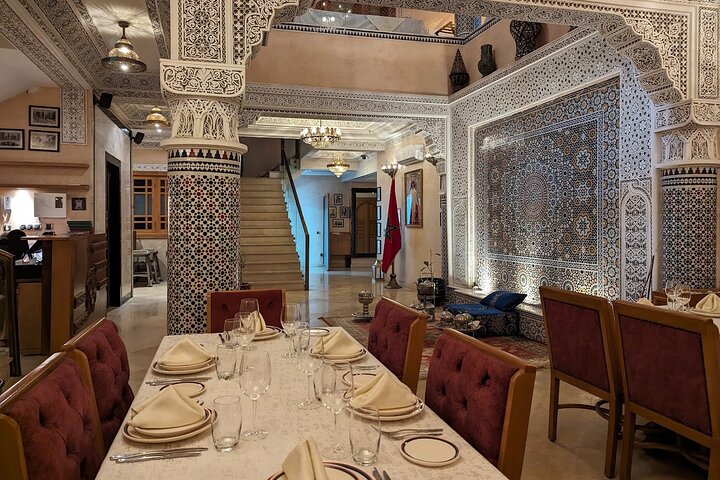 Casablanca Layover Tour with Round-Trip Airport Transfer