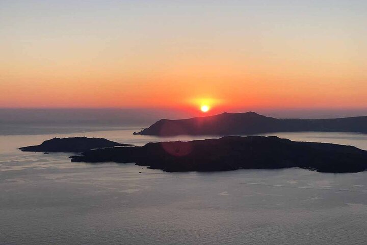 Santorini Wine Adventure with 12 Wine Tastings, Tapas and Sunset