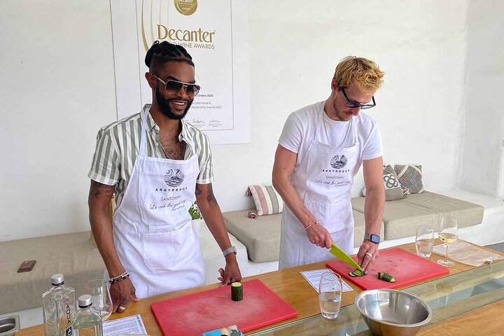 Private Tour: Santorini Cooking Class and Wine-Tasting Tour