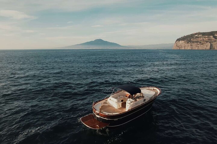 Capri Private Boat Tour from Sorrento, Capri or Positano