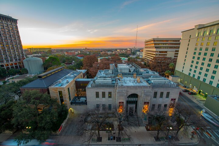 San Antonio Hop-On Hop-Off Trolley Tour