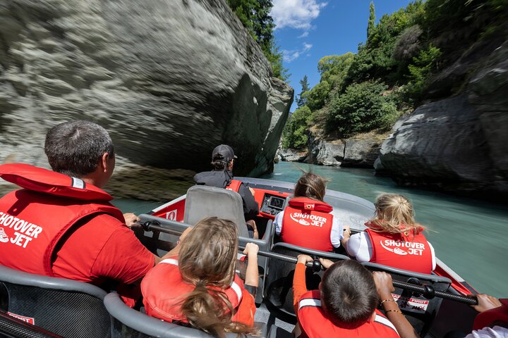Shotover River Extreme Jet Boat Ride in Queenstown