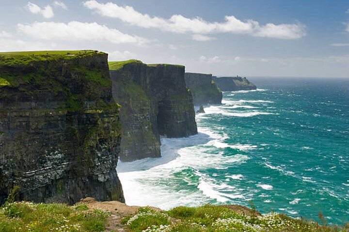 Private Cliffs of Moher Tour Small Group from Ennis, Shannon