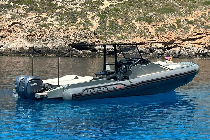 Private charter Egadi Islands