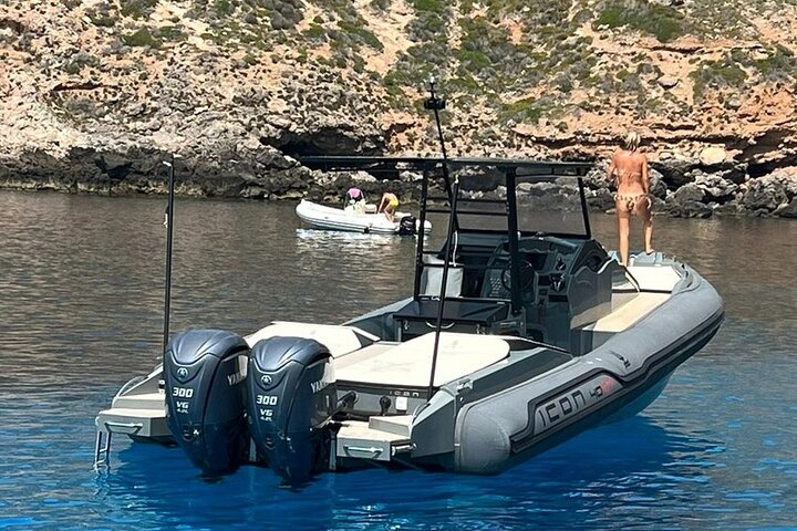 Private charter Egadi Islands