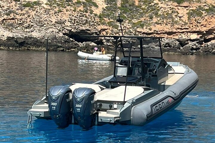 Private charter Egadi Islands