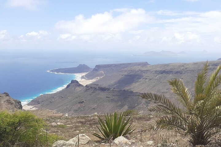 Best of São Vicente & Santo Antão – 2 Days: Car, Ferry & Guide