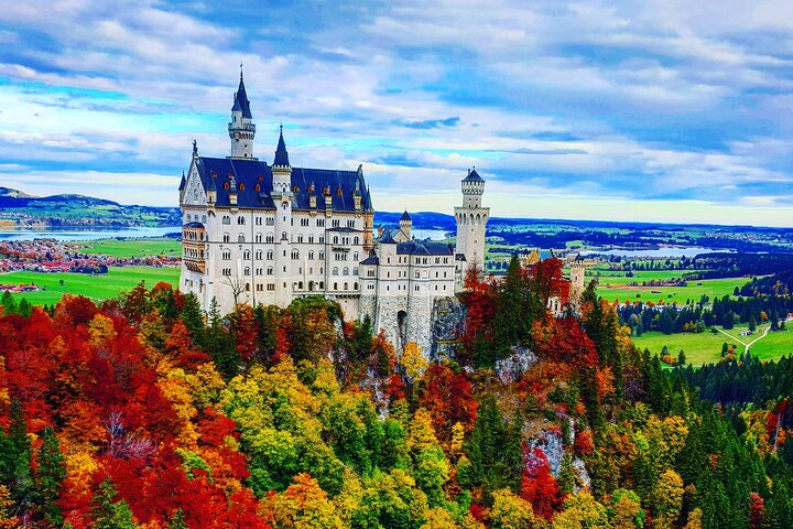 Skip The Line Neuschwanstein Castle Tour from Hohenschwangau