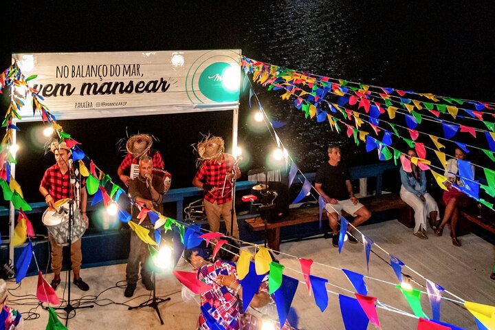 Cultural tour on the Forró Catamaran