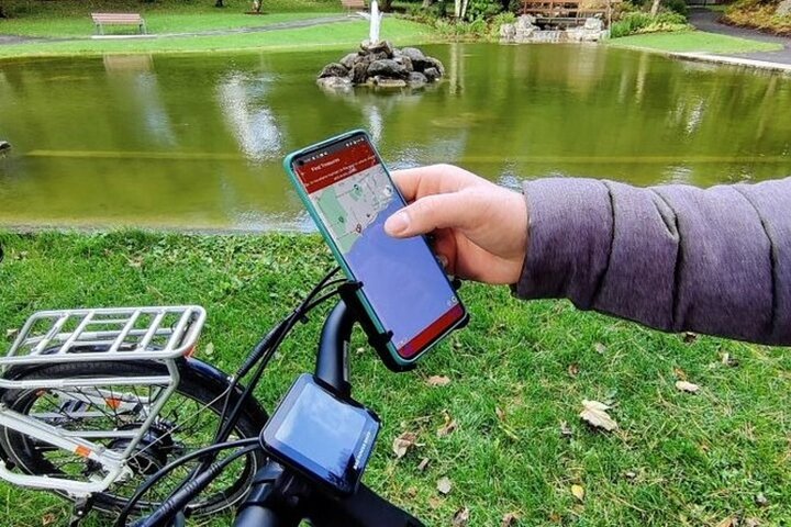 Electric Bike Tour of Kinsale with Expert Local Guide