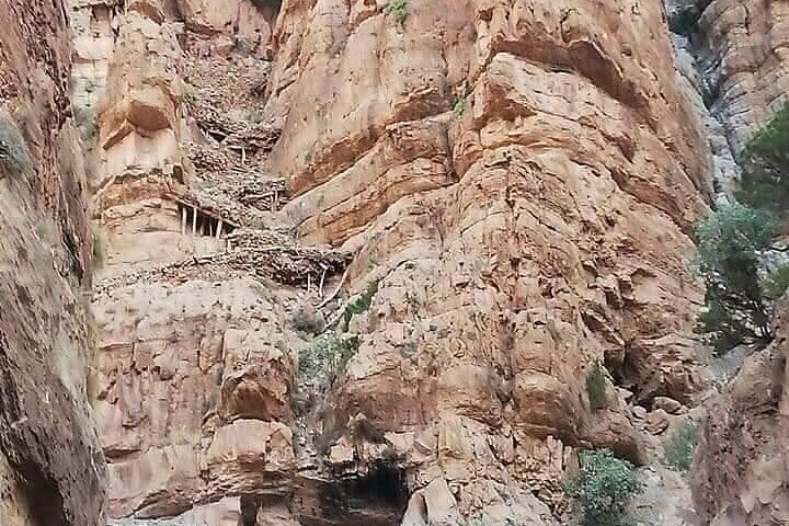 Hiking Valley of Roses and Dades Morocco