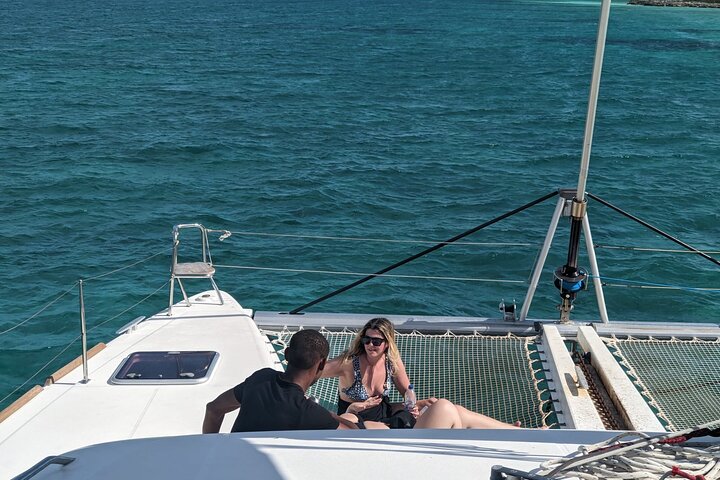 Nassau 3-stops: Snorkeling, Swimming Pigs, Turtles & Lunch