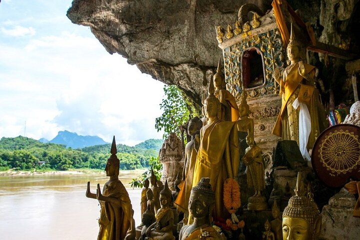 Chiang Mai: Luxury Slow Boat to Luang Prabang 3D2N