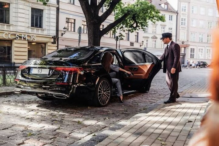 Private Transfer: From Dead Sea to Amman or Airport