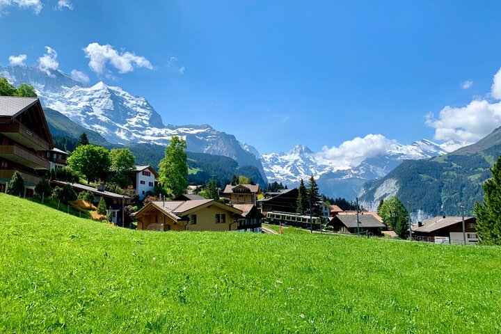 Lauterbrunnen, Jungfrau & Grindelwald Tour | From Bern