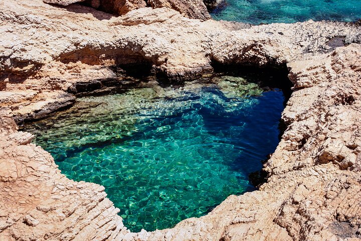 Private Motor Yacht Cruise To Koufonissia From Paros