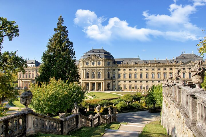 Romantic Road Coach Trip from Frankfurt to Rothenburg/round trip