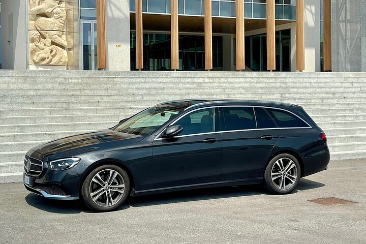 Transfer from Padova to Venice City Airport/Port or v.v.
