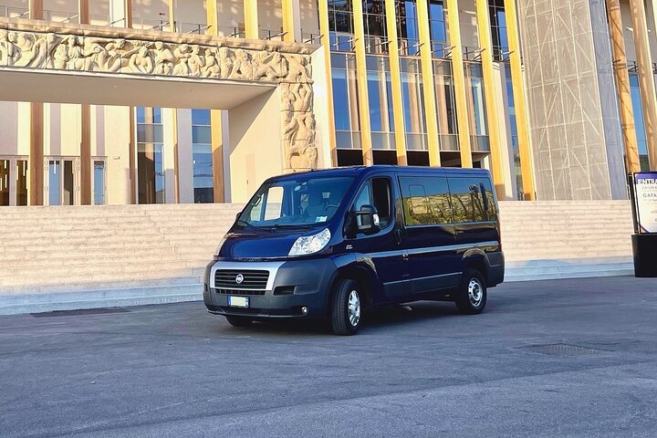 Transfer from Padova to Venice City Airport/Port or v.v.