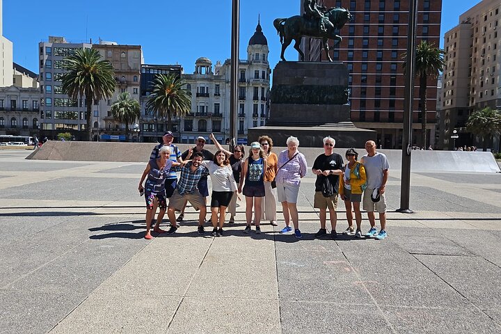 Private Have It Your Way Tour in Montevideo